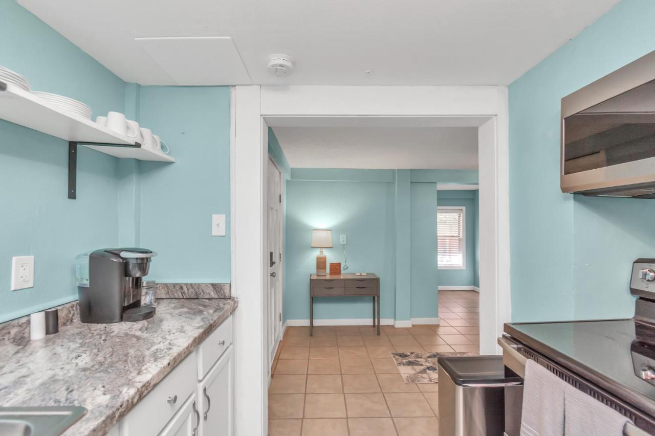 Galveston Studio - Sleeps 7 - Minutes To Beach !! Bagian luar foto